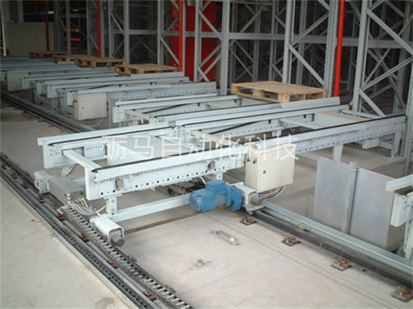 自动化立库堆垛机